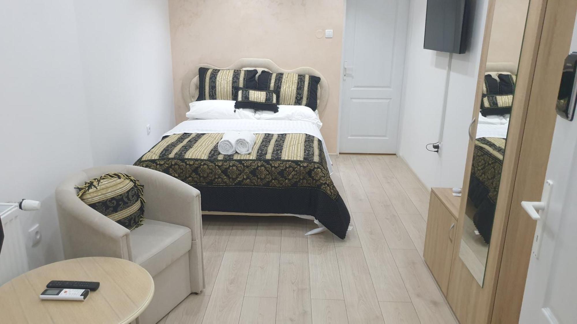 Wellness Villa Mantra Backa Topola Esterno foto