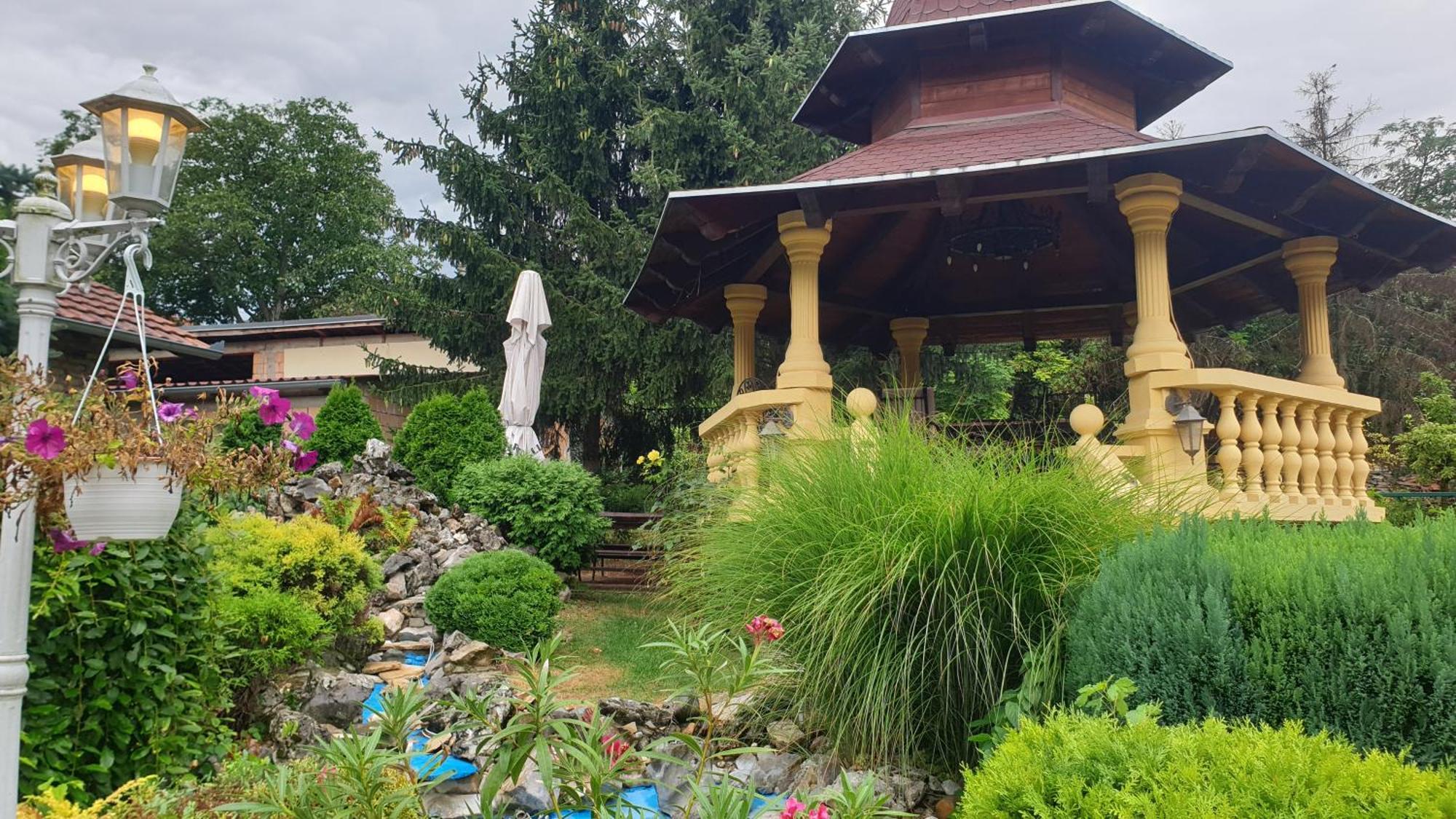 Wellness Villa Mantra Backa Topola Esterno foto